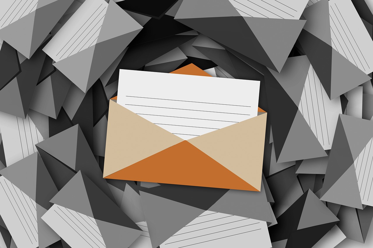 finding emails for B2B email campaigns